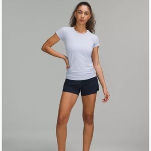 Lululemon Hotty Hot short 4” lined